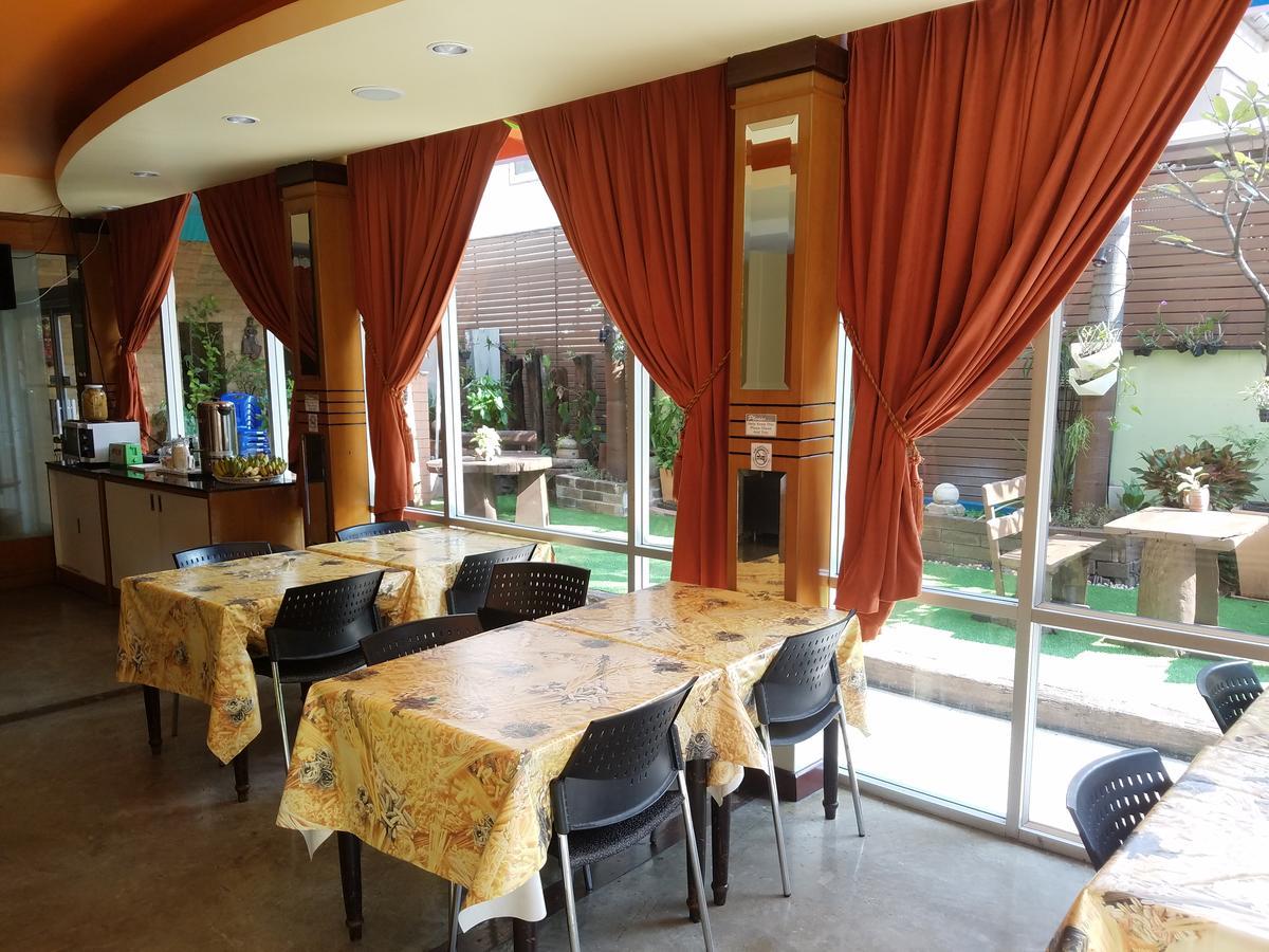S2S Boutique Resort Банкок Екстериор снимка