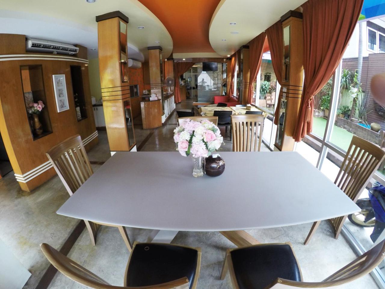 S2S Boutique Resort Банкок Екстериор снимка